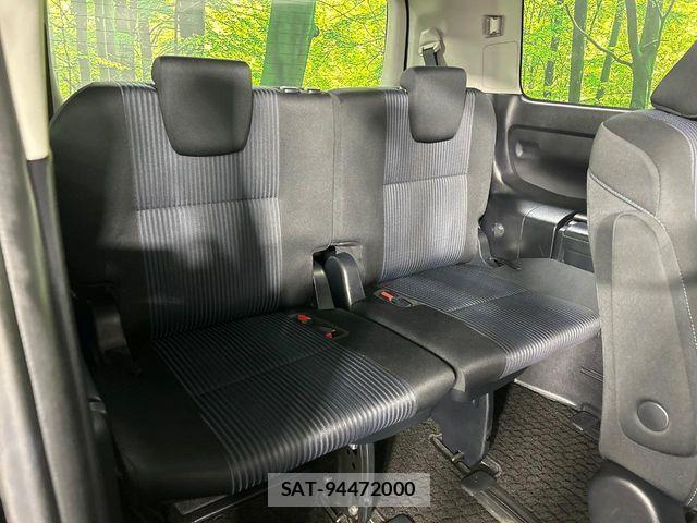 Toyota VOXY 2015-01 6998932-10