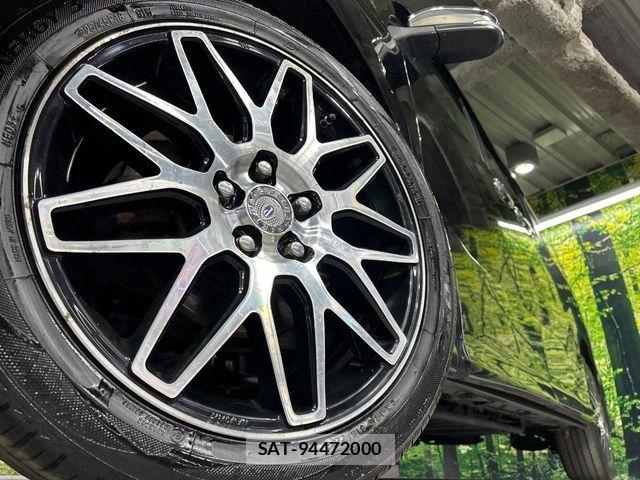 Toyota VOXY 2015-01 6998932-12
