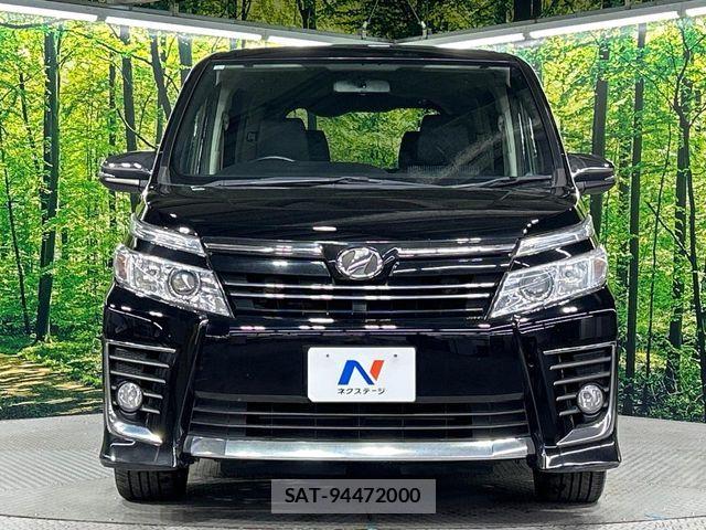 Toyota VOXY 2015-01 6998932-13