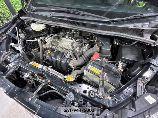 Toyota VOXY 2015-01 6998932-17