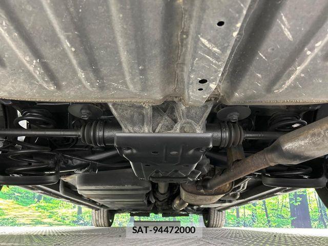 Toyota VOXY 2015-01 6998932-18