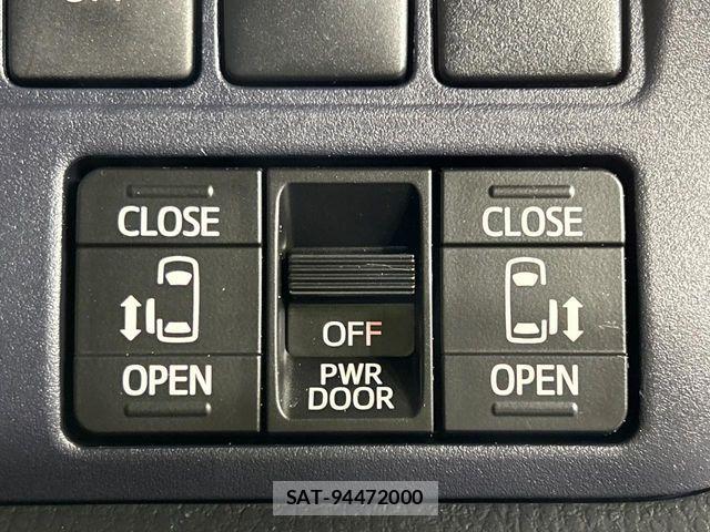 Toyota VOXY 2015-01 6998932-5