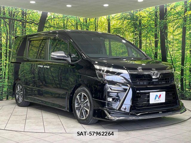 Toyota VOXY 2019-11 7021799-16
