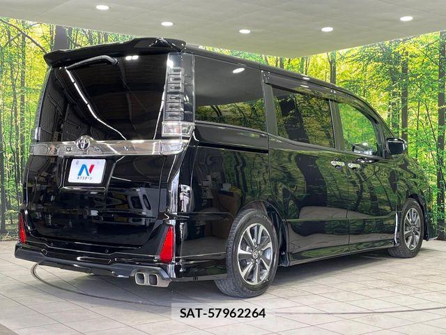 Toyota VOXY 2019-11 7021799-17