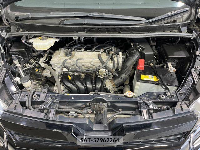 Toyota VOXY 2019-11 7021799-18