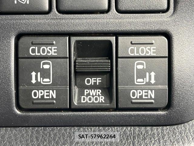 Toyota VOXY 2019-11 7021799-5