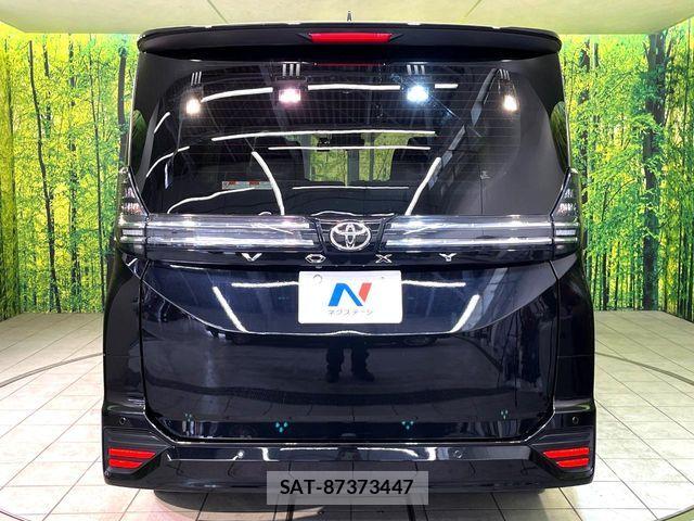 Toyota VOXY 2024-07 7061127-15