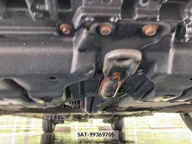 Toyota VOXY 2007-07 7061133-11