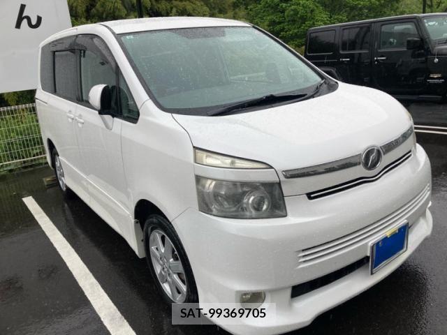 Toyota VOXY 2007-07 7061133-2