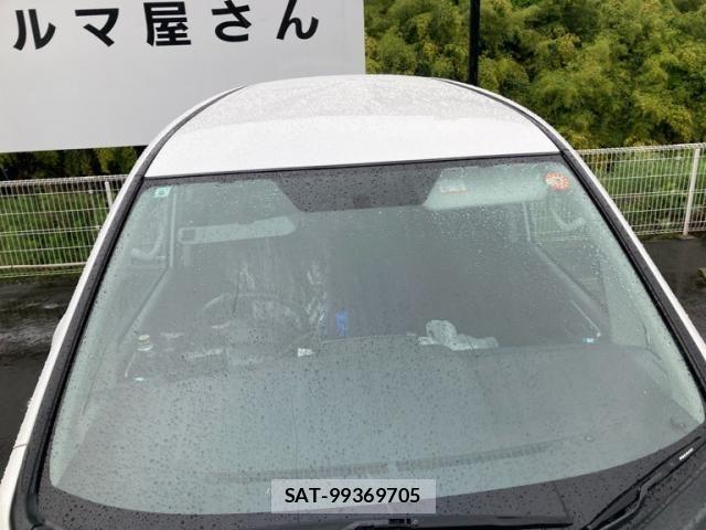 Toyota VOXY 2007-07 7061133-3