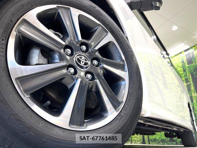 Toyota VOXY 2021-10 7061129-13