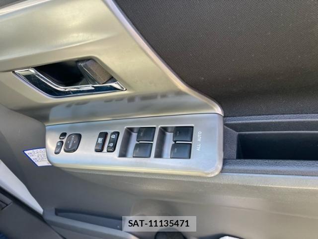 Toyota VOXY 2009-02 7226352-10