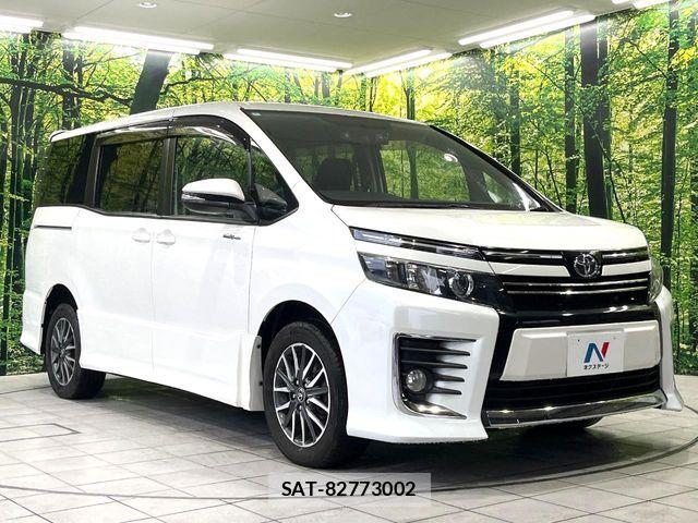 Toyota VOXY 2014-08 7226358-17
