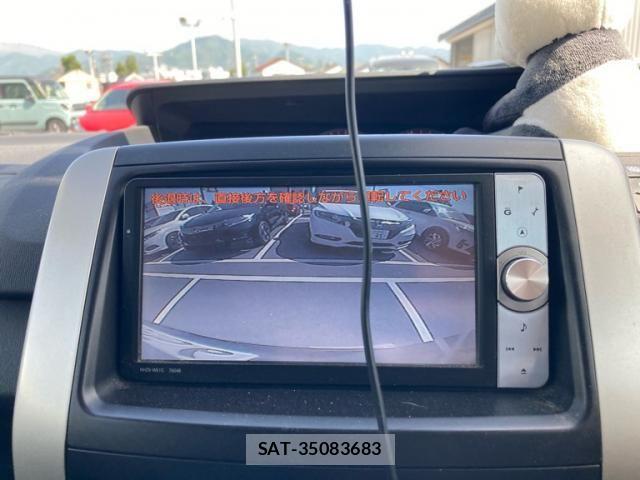 Toyota VOXY 2011-09 7226354-18