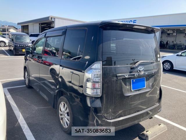 Toyota VOXY 2011-09 7226354-2