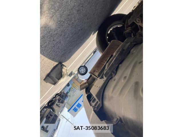Toyota VOXY 2011-09 7226354-5
