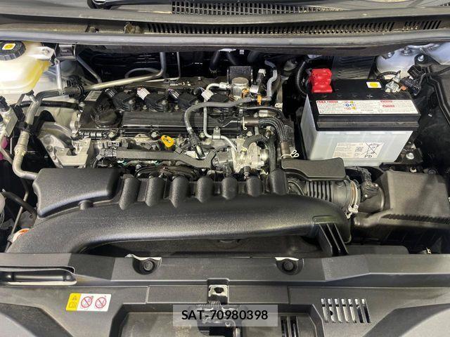 Toyota VOXY 2024-04 7226377-18