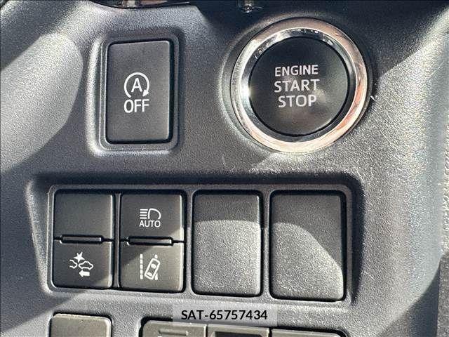 Toyota VOXY 2019-09 7226375-14