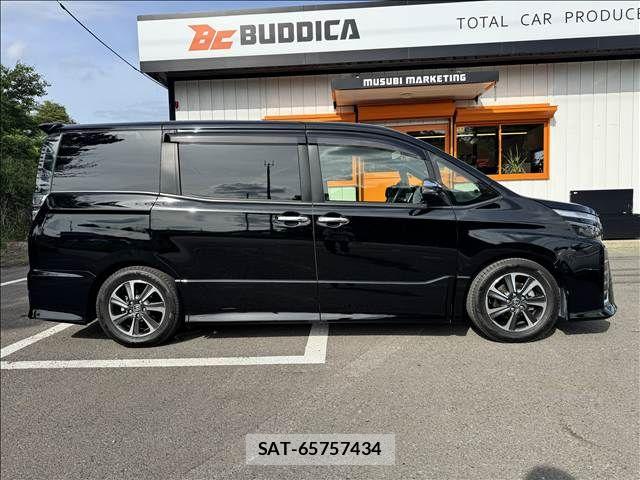 Toyota VOXY 2019-09 7226375-6