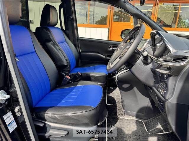 Toyota VOXY 2019-09 7226375-8