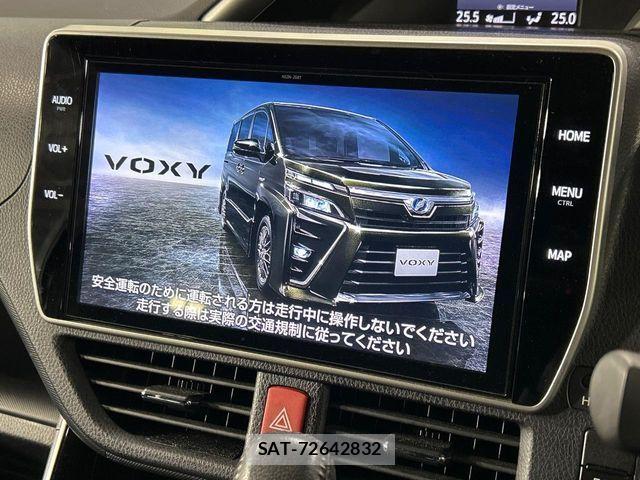 Toyota VOXY 2019-11 7226370-3