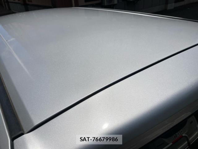 Toyota VOXY 2013-06 7226360-9