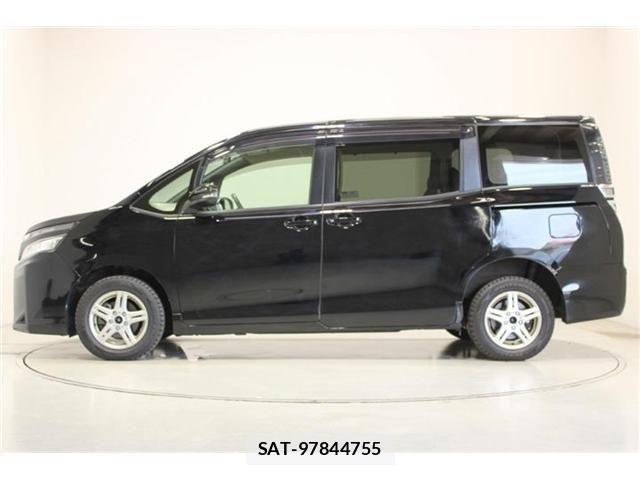 Toyota VOXY 2017-09 7226368-8