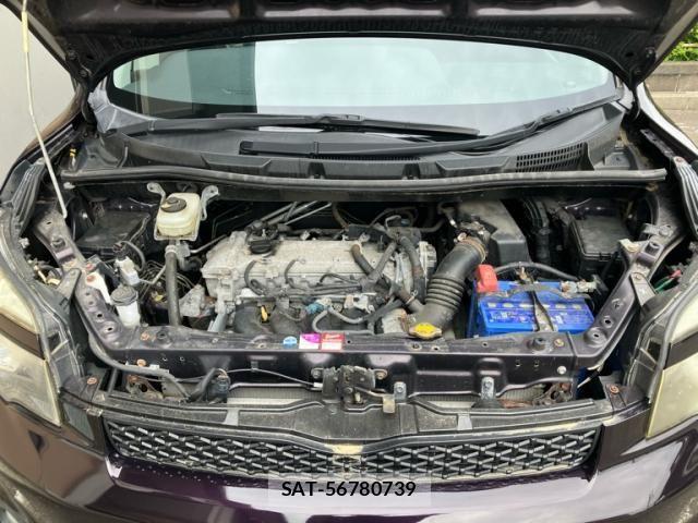 Toyota VOXY 2013-07 7226357-19
