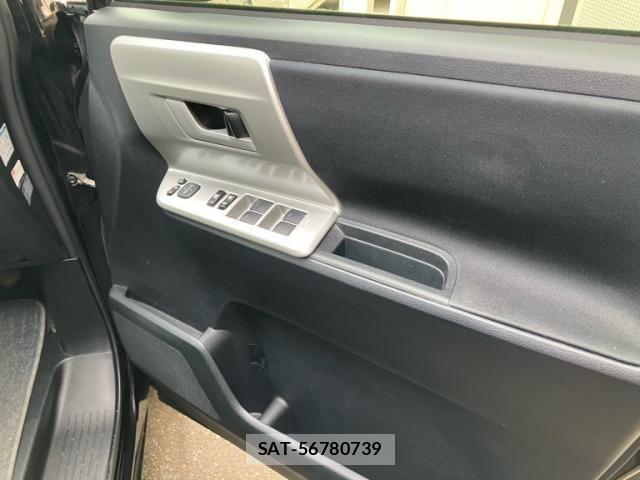 Toyota VOXY 2013-07 7226357-8