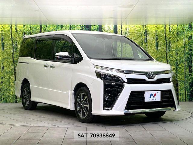 Toyota VOXY 2020-10 7226373-15