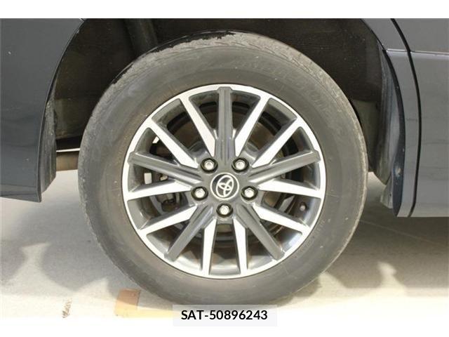 Toyota VOXY 2015-09 7226364-22