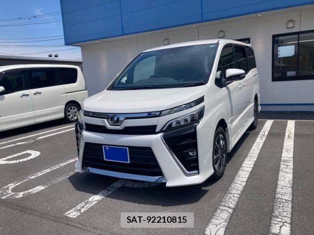 Toyota VOXY 2017-08 7226365-1