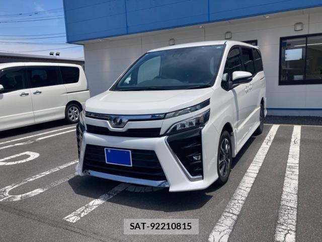 Toyota VOXY 2017-08 7226365-2