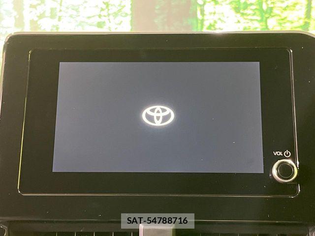 Toyota VOXY 2024-04 7226378-3
