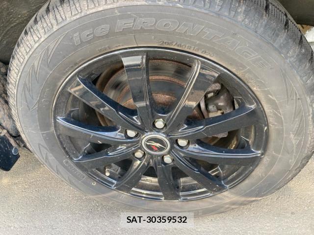 Toyota VOXY 2012-03 7226356-9