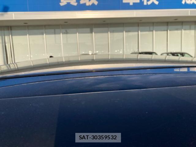 Toyota VOXY 2012-03 7226356-15