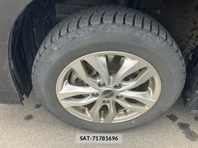 Toyota VOXY 2022-07 7226380-8