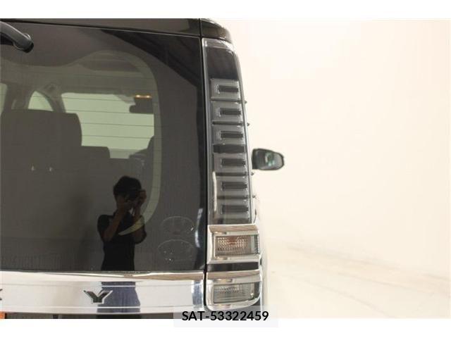 Toyota VOXY 2019-06 7226369-18