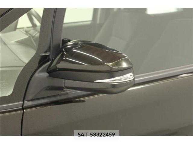 Toyota VOXY 2019-06 7226369-20