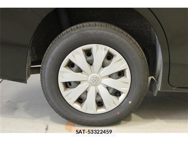 Toyota VOXY 2019-06 7226369-23