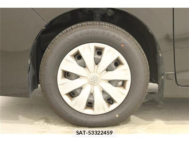 Toyota VOXY 2019-06 7226369-25