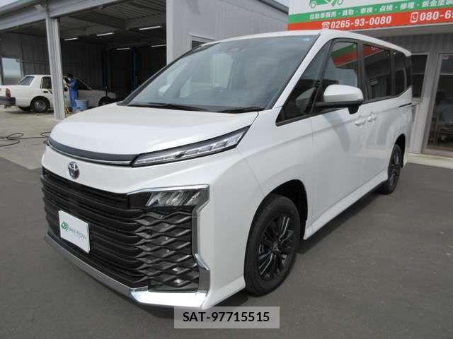 Toyota VOXY 2026-04 7226381-8