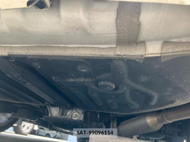 Toyota VOXY 2021-07 7226374-8