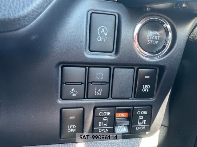 Toyota VOXY 2021-07 7226374-22