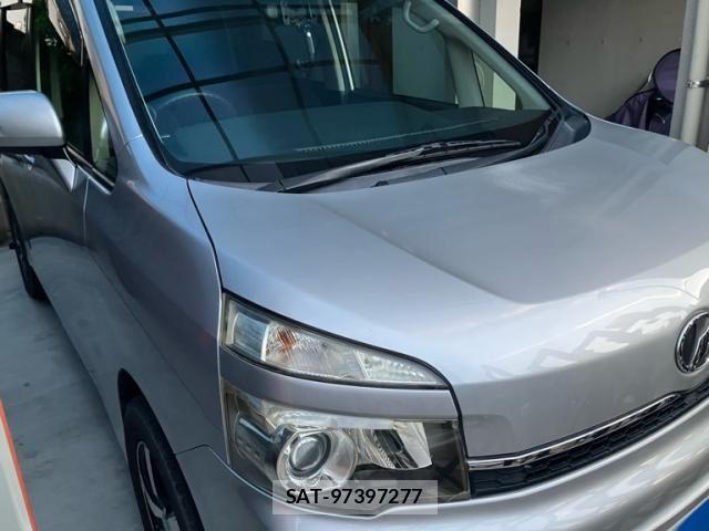 Toyota VOXY 2012-03 7226355-0