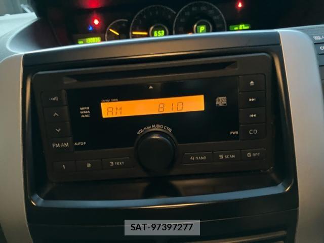 Toyota VOXY 2012-03 7226355-11