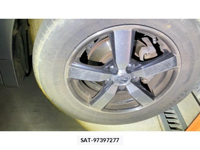 Toyota VOXY 2012-03 7226355-15
