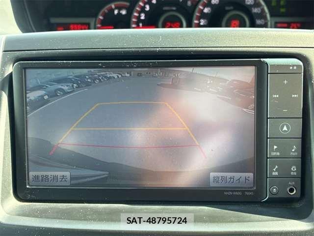 Toyota VOXY 2010-08 7252652-6