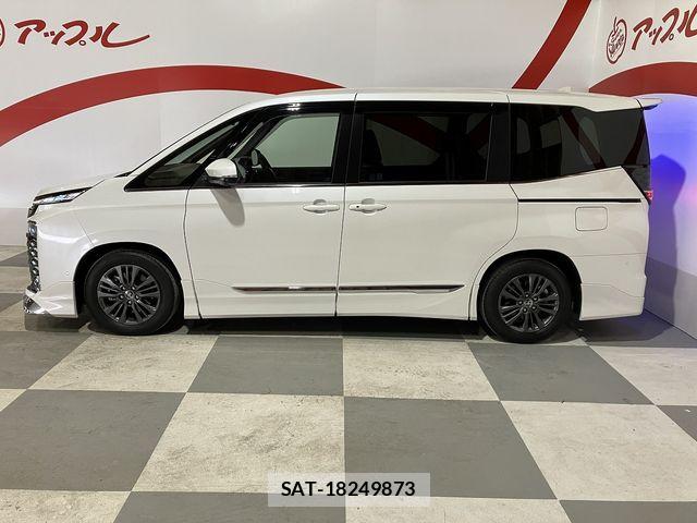 Toyota VOXY 2025-03 7252648-25