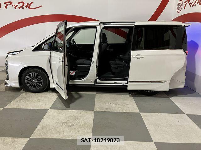 Toyota VOXY 2025-03 7252648-2